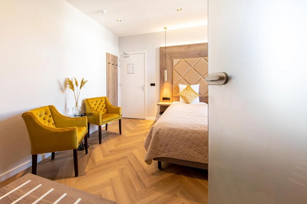 Boutique Hotel Scheepers Valkenburg aan de Geul 4*,  Netherlands